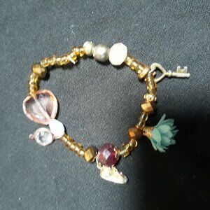 Handmade beaded bracelet